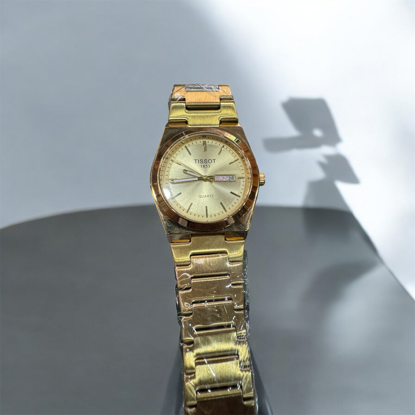 Tisso gold watch with Master lock