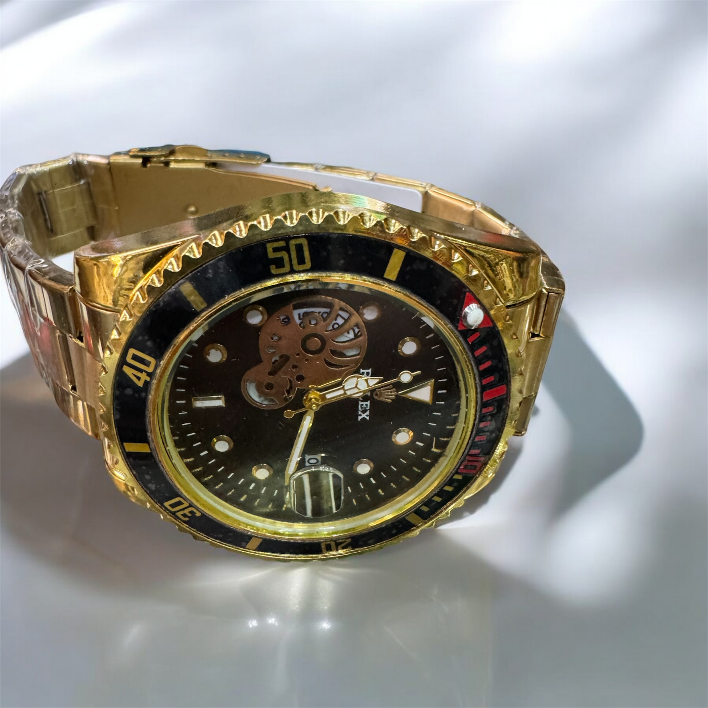 ROLX GOLDEN CHAIN WITH MOVING DIAL AND ROLEX LOCK